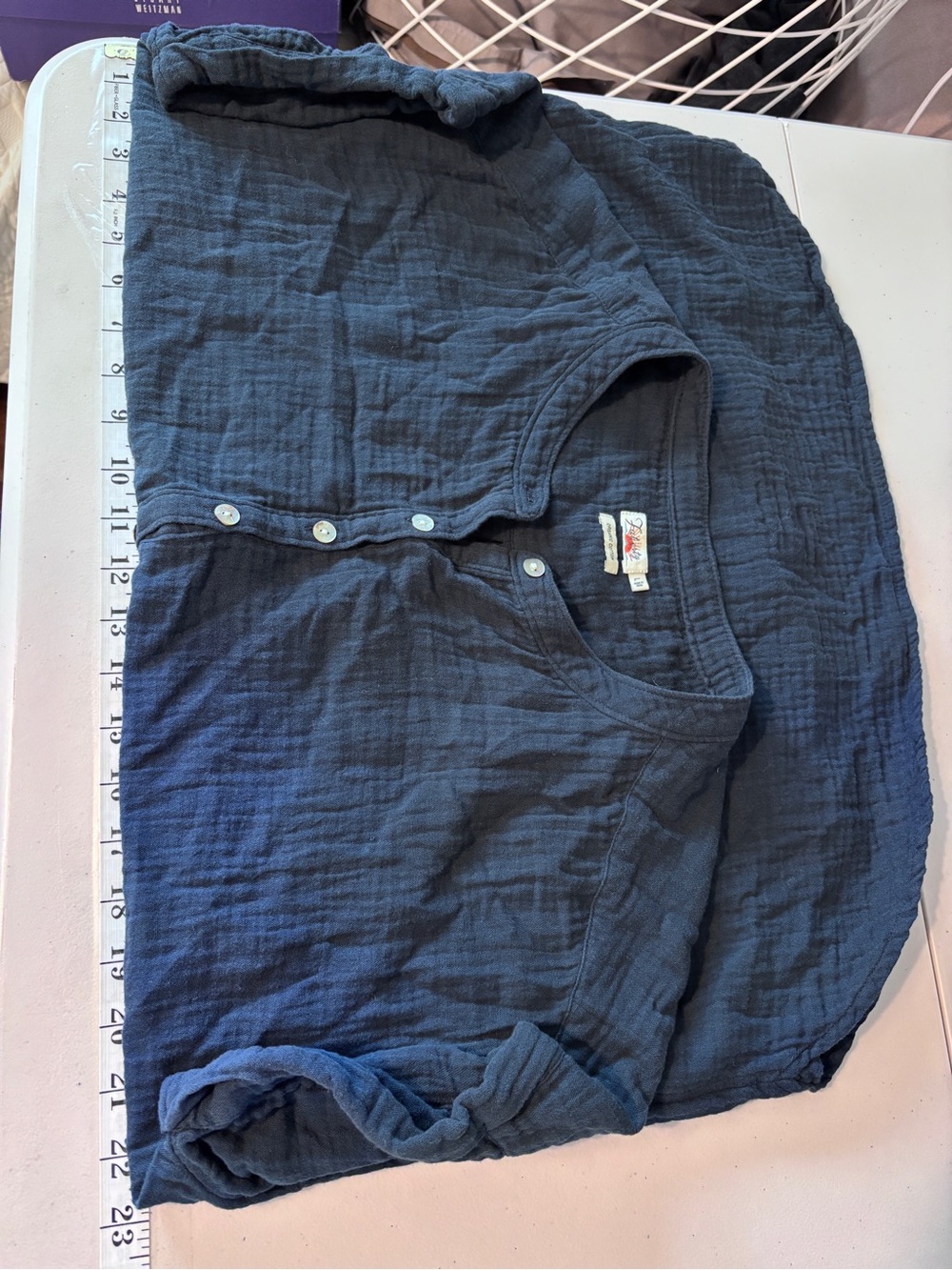 Faherty Dream Desmond Top Size Large Navy Henley Short-Sleeve Double Gauze Soft - Picture 6 of 9
